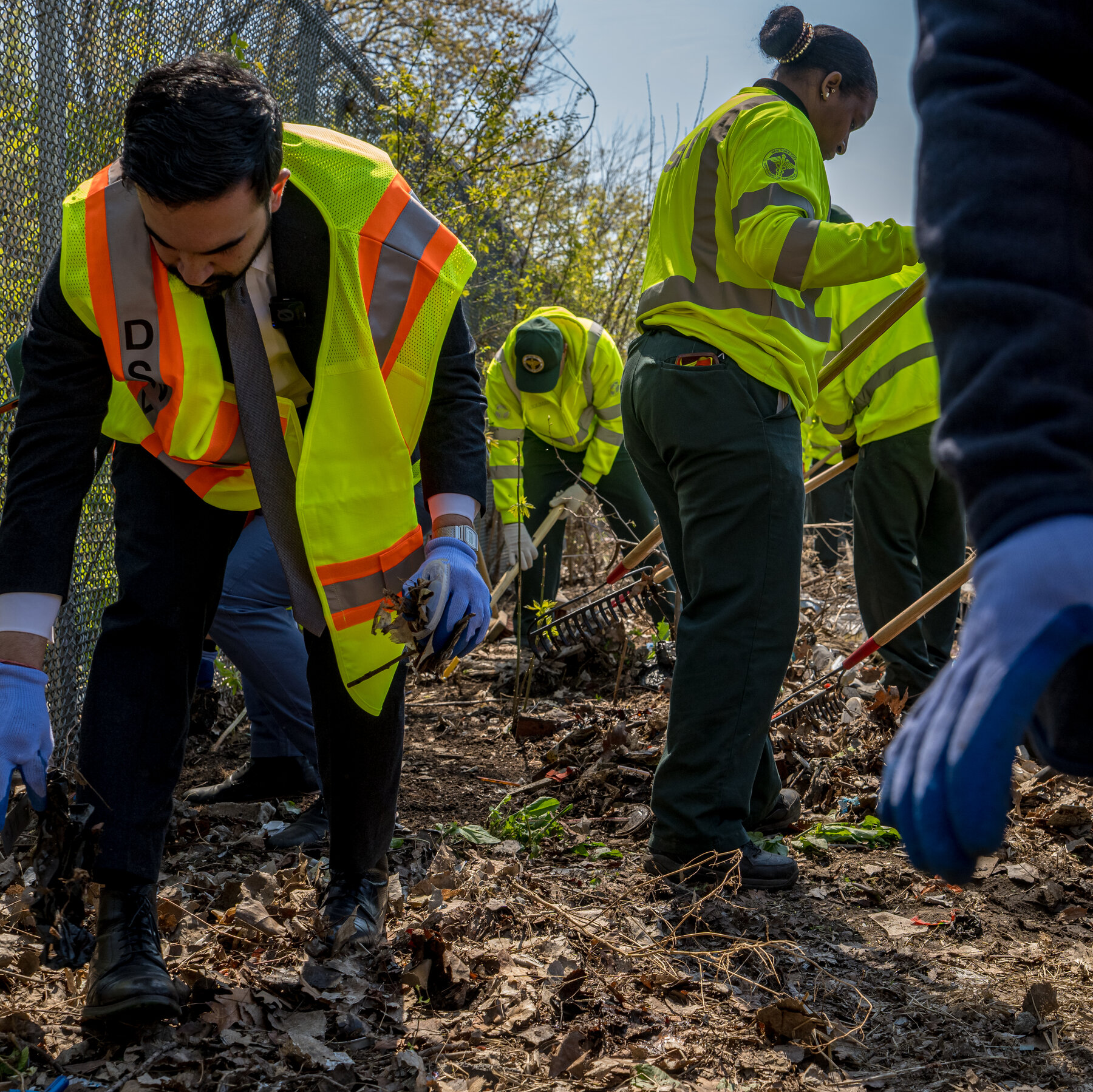 Mamdani, Leaning Into ‘Sewer Socialism,’ Gets His Hands Dirty