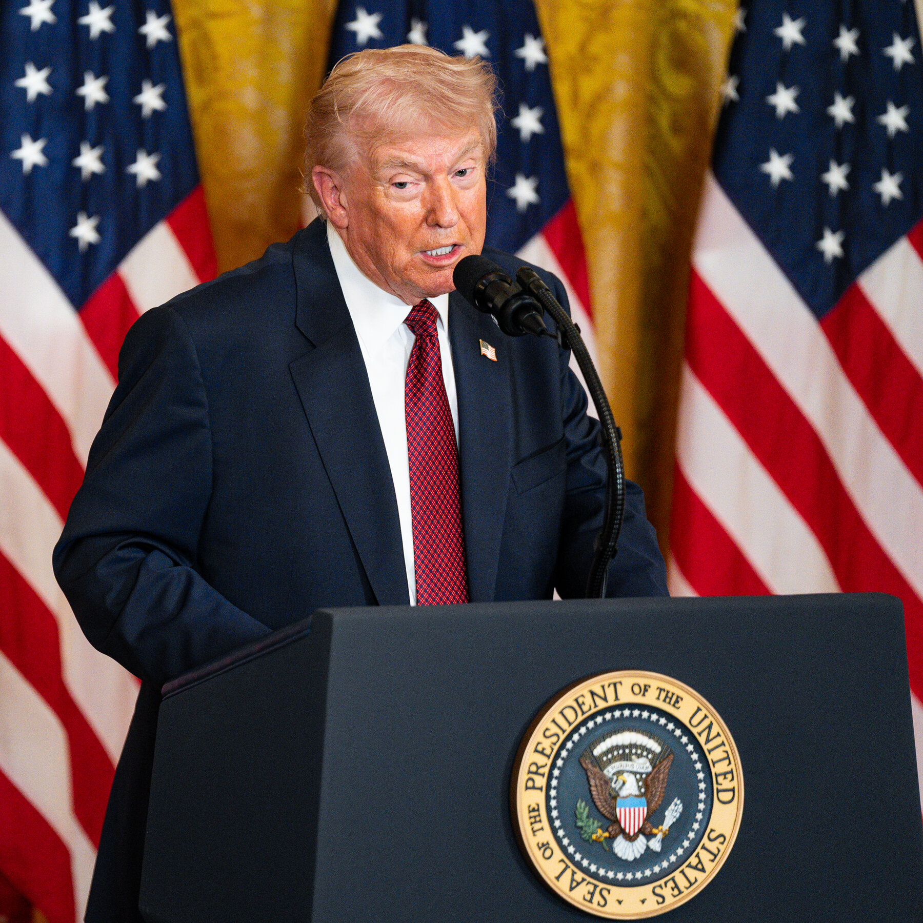 Trump Says He Will Now Invite Democrats to Governors’ Meeting