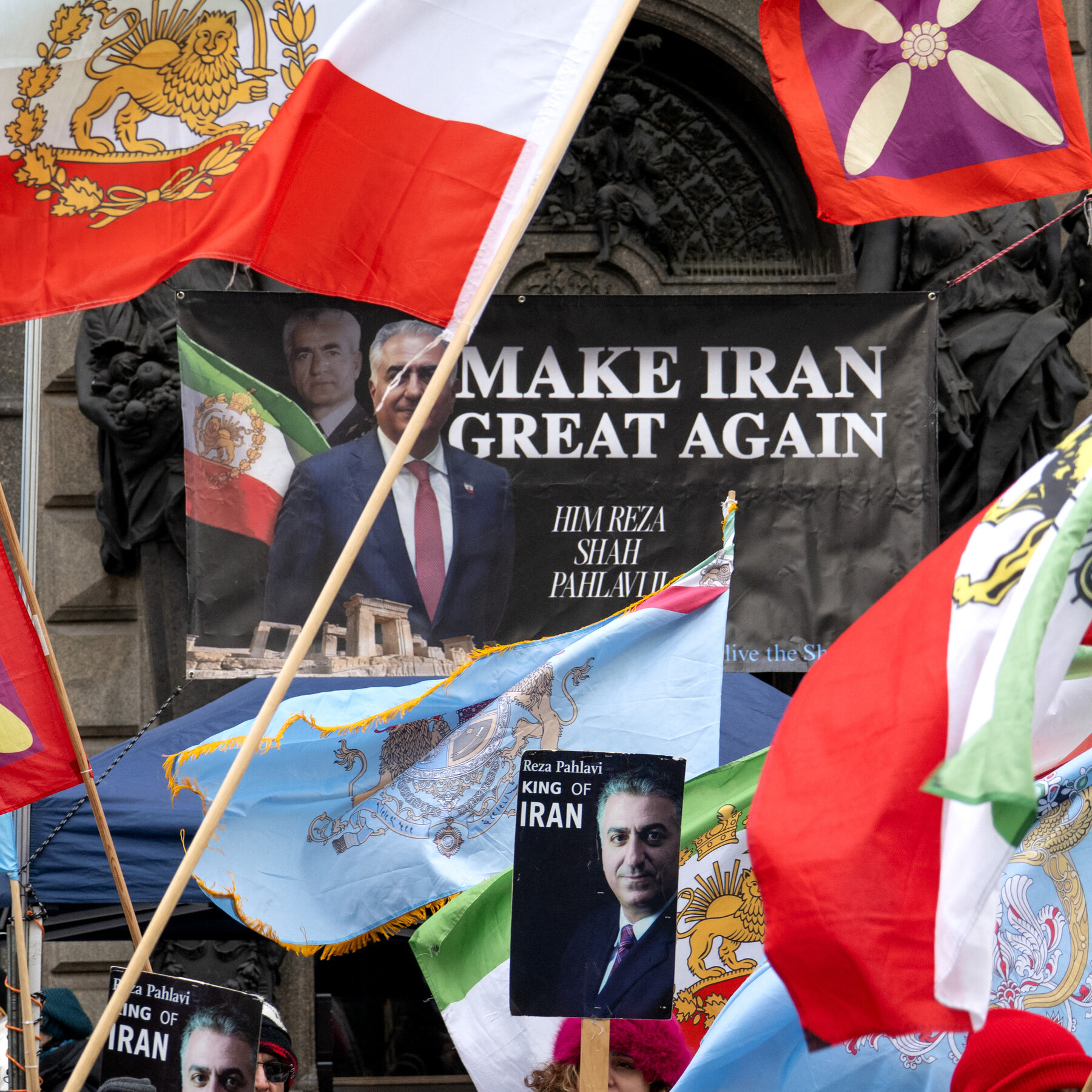 Deposed Shah’s Son Hopes Trump Will Put Iran Regime ‘Down for Good’