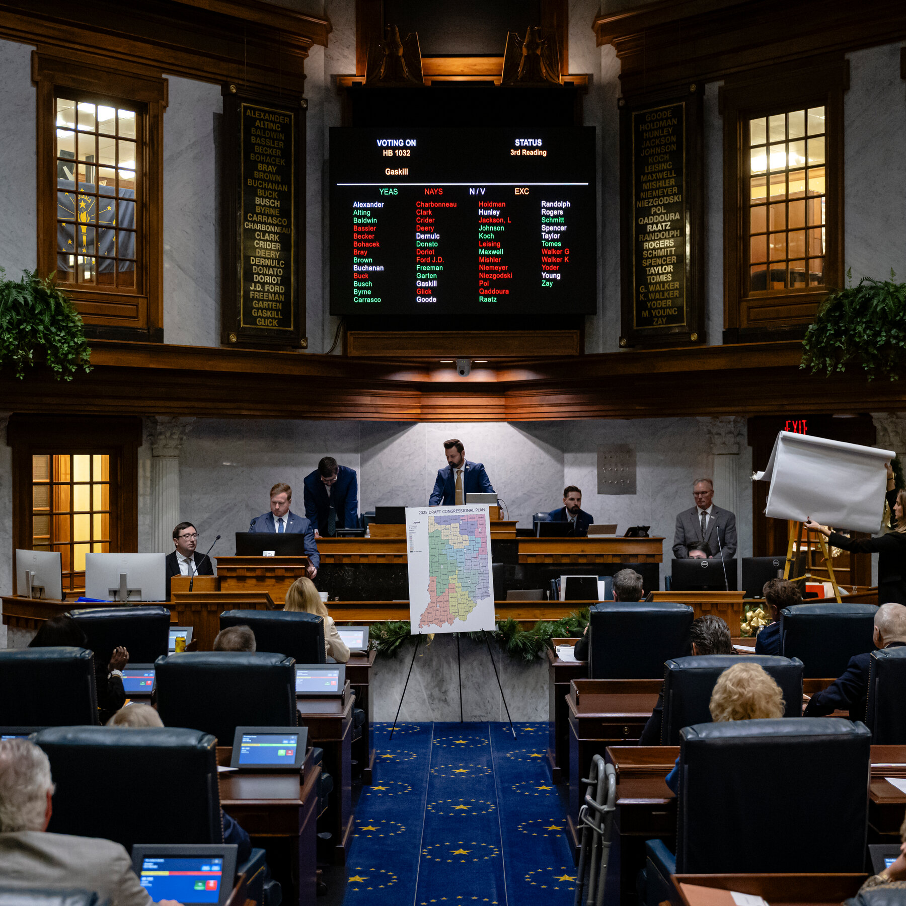 Republicans Defy Trump in Indiana, and Hundreds Quarantined in Measles Outbreak