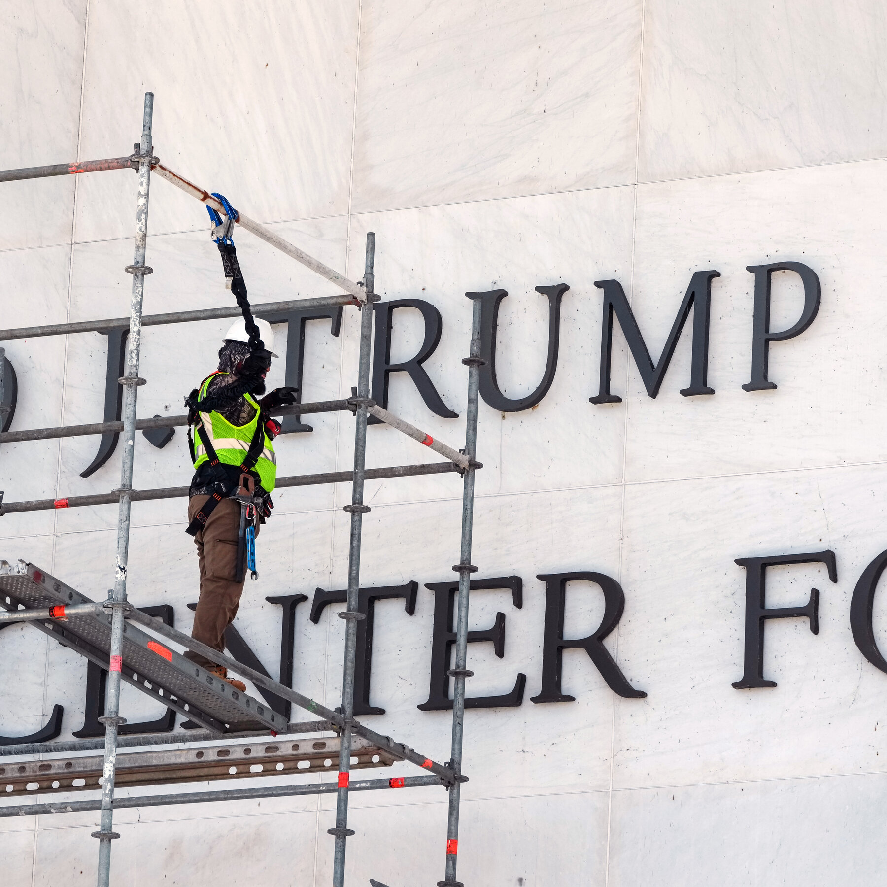 After Legal Setbacks, Kennedy Center Must Soon Decide on Trump’s Name