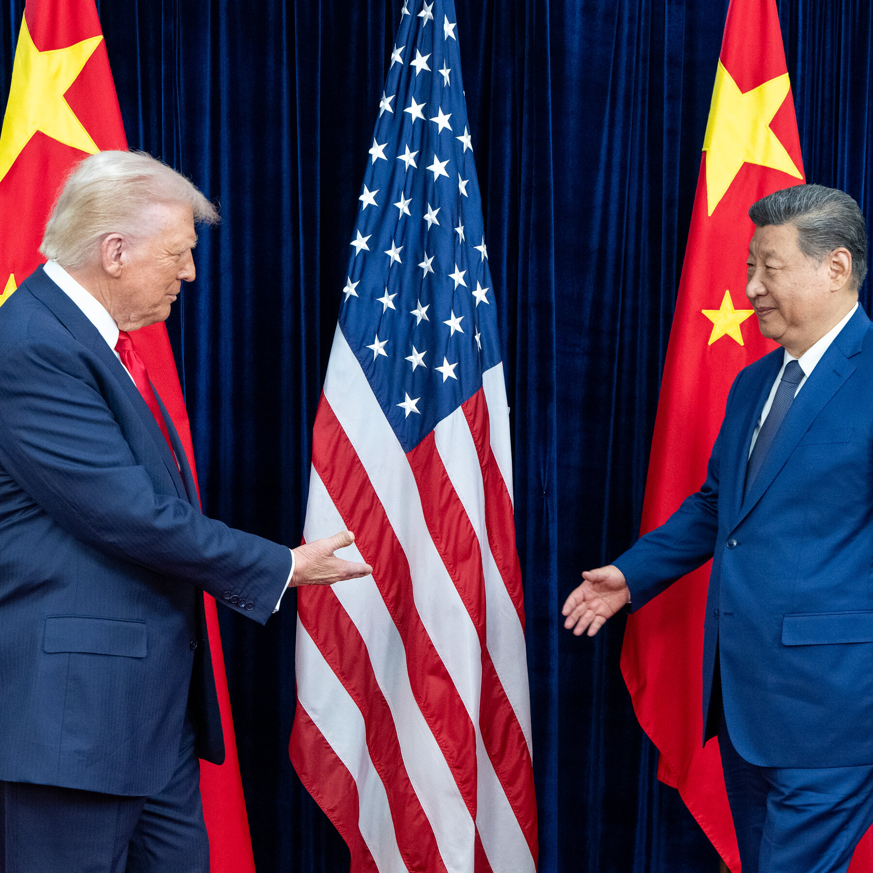 Distracted and Bogged Down, Trump and Xi Enter a Summit of Reduced Ambitions