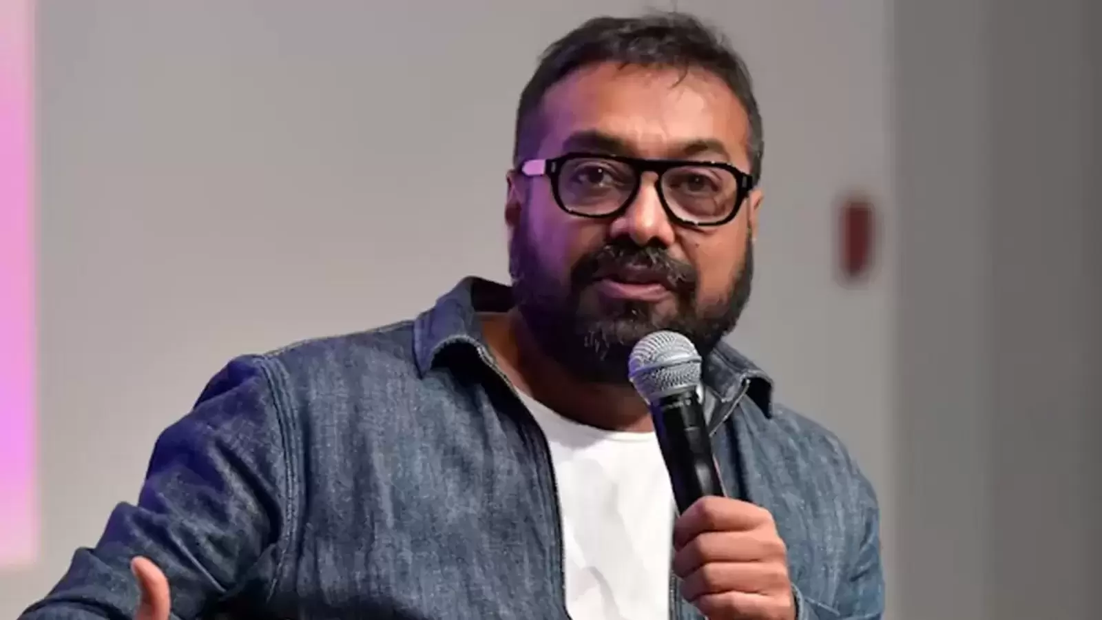 Anurag Kashyap says people in Bollywood only praise films 'once they become successful'