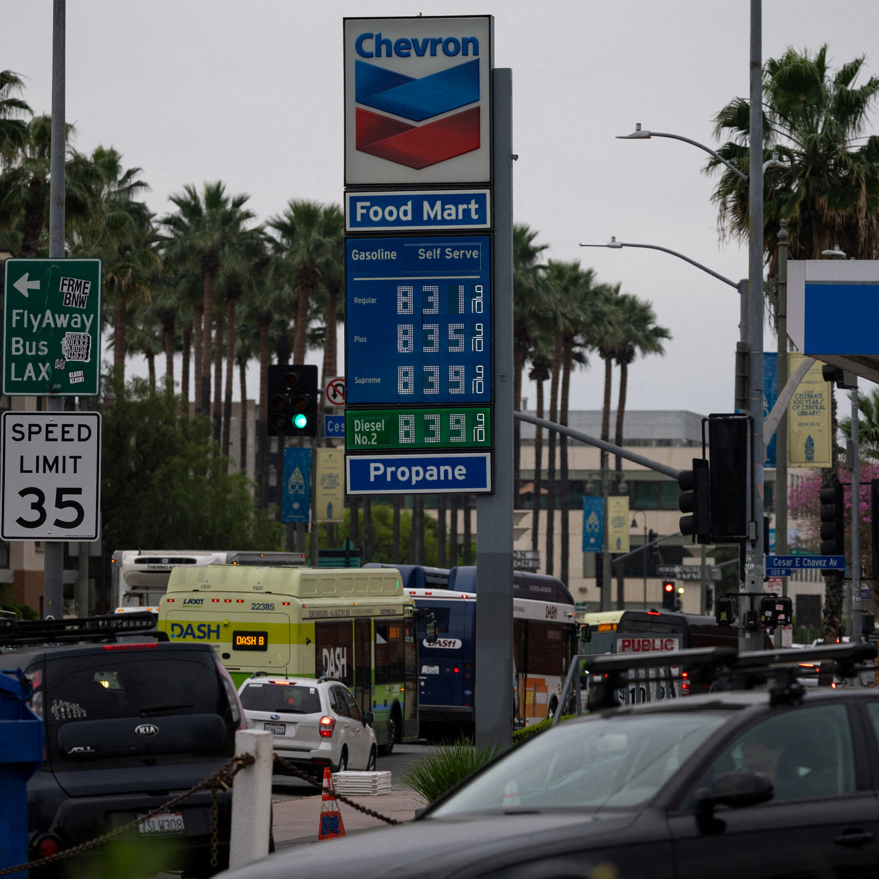 America Is an Oil Exporter. Why Does a Mideast War Raise U.S. Gas Prices?