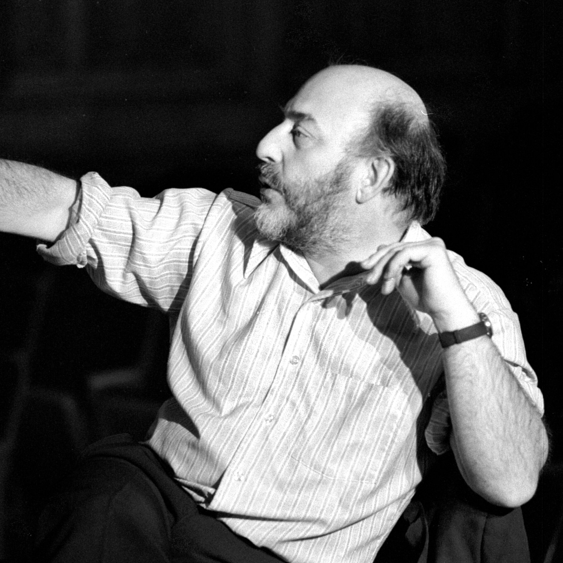 Frank Dunlop, 98, Dies; Director Gave Theater a Free-Spirited Spin