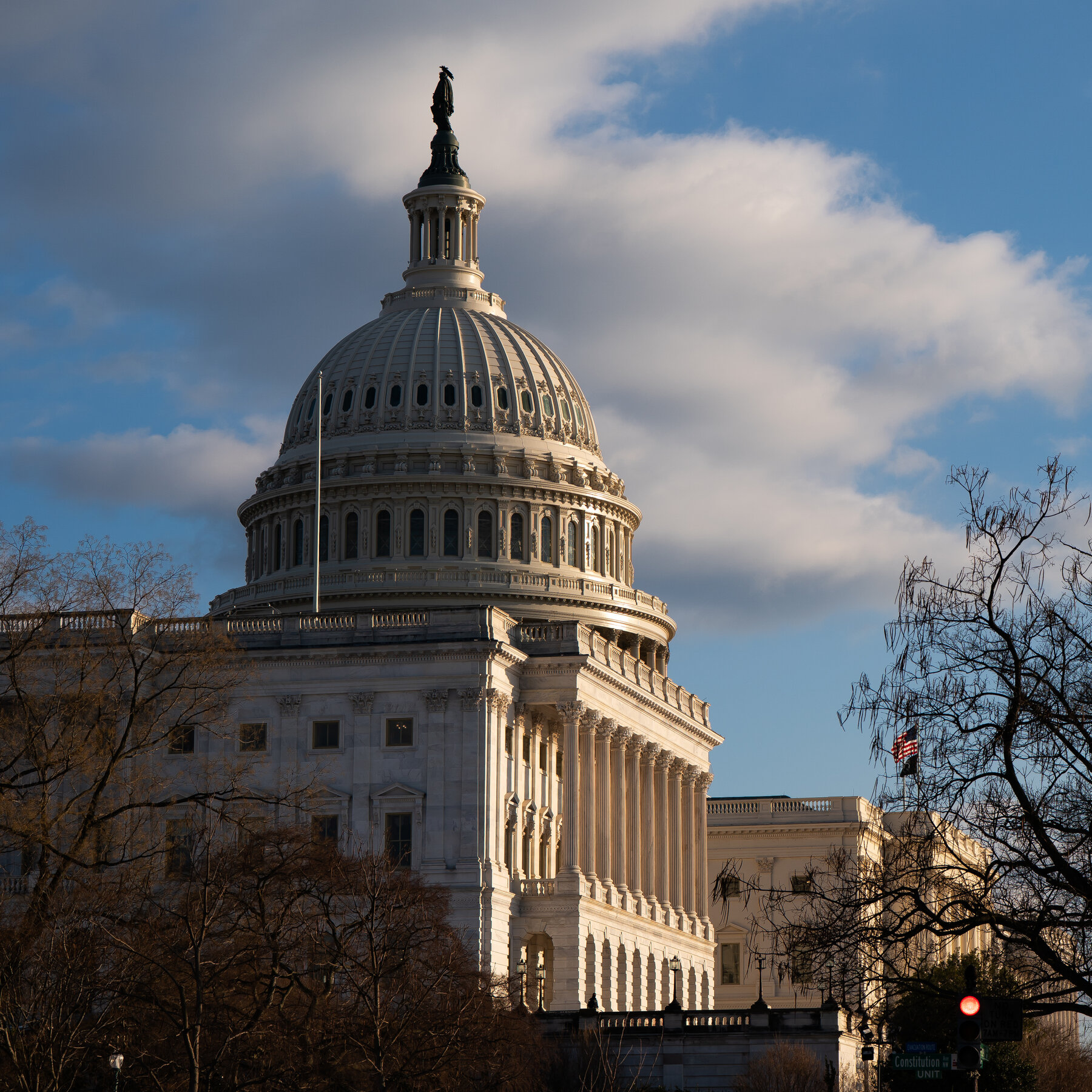 Congress Jets Off as D.H.S. Shuts Down