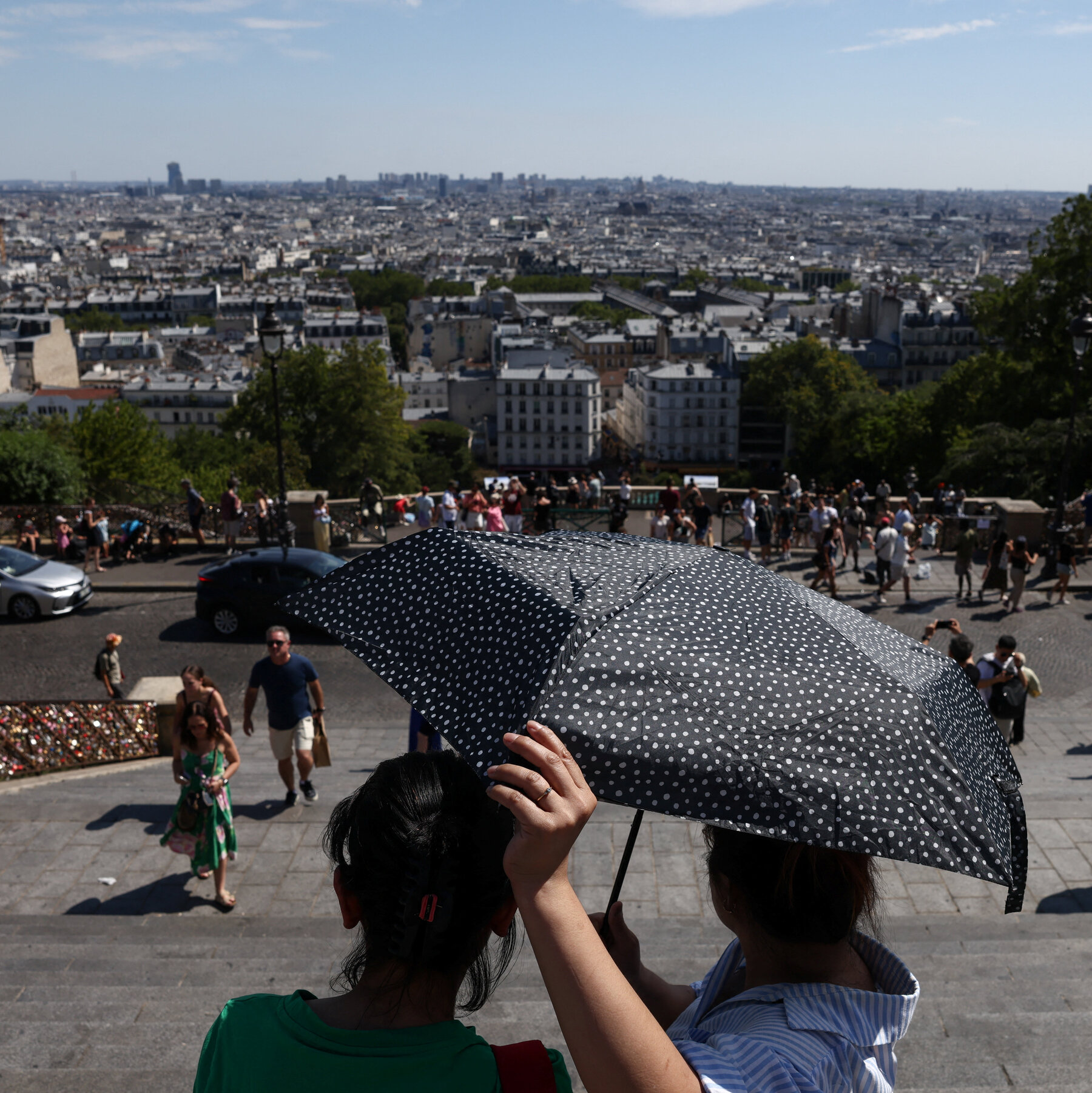 Heat Waves in Europe Linked to Thousands of Excess Deaths