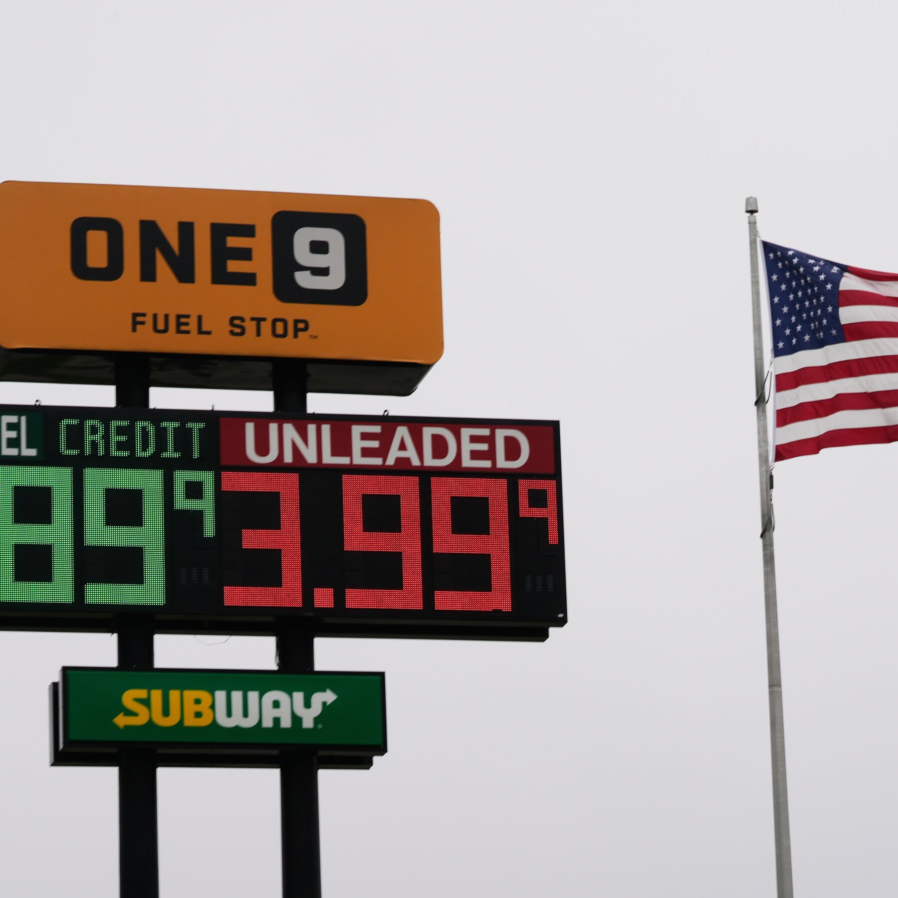 Oil Prices Tumble After Trump Announces Deal With Iran