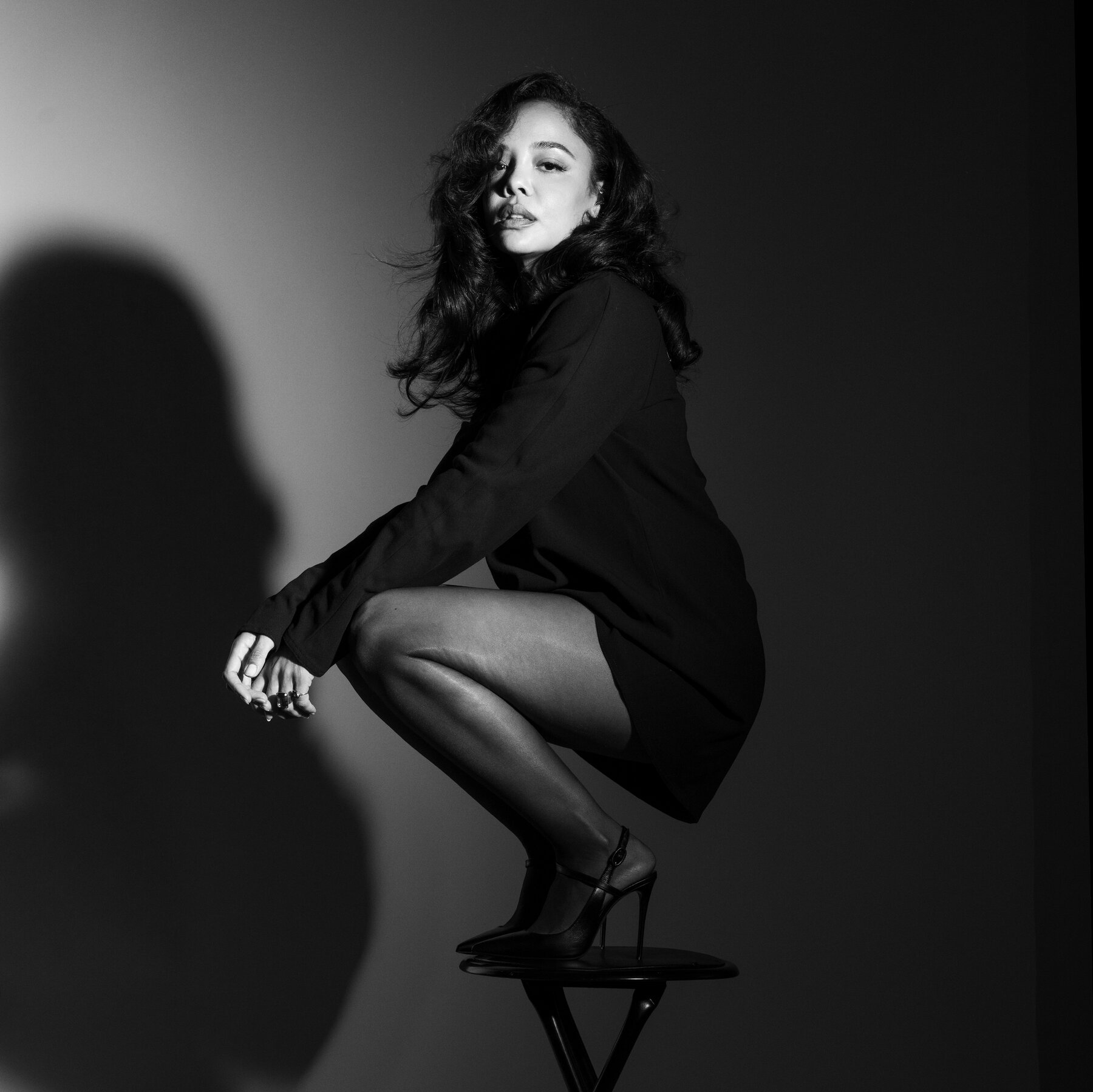 In ‘Hedda,’ Tessa Thompson Puts a Sexy, Messy Spin on the ‘Female Hamlet’