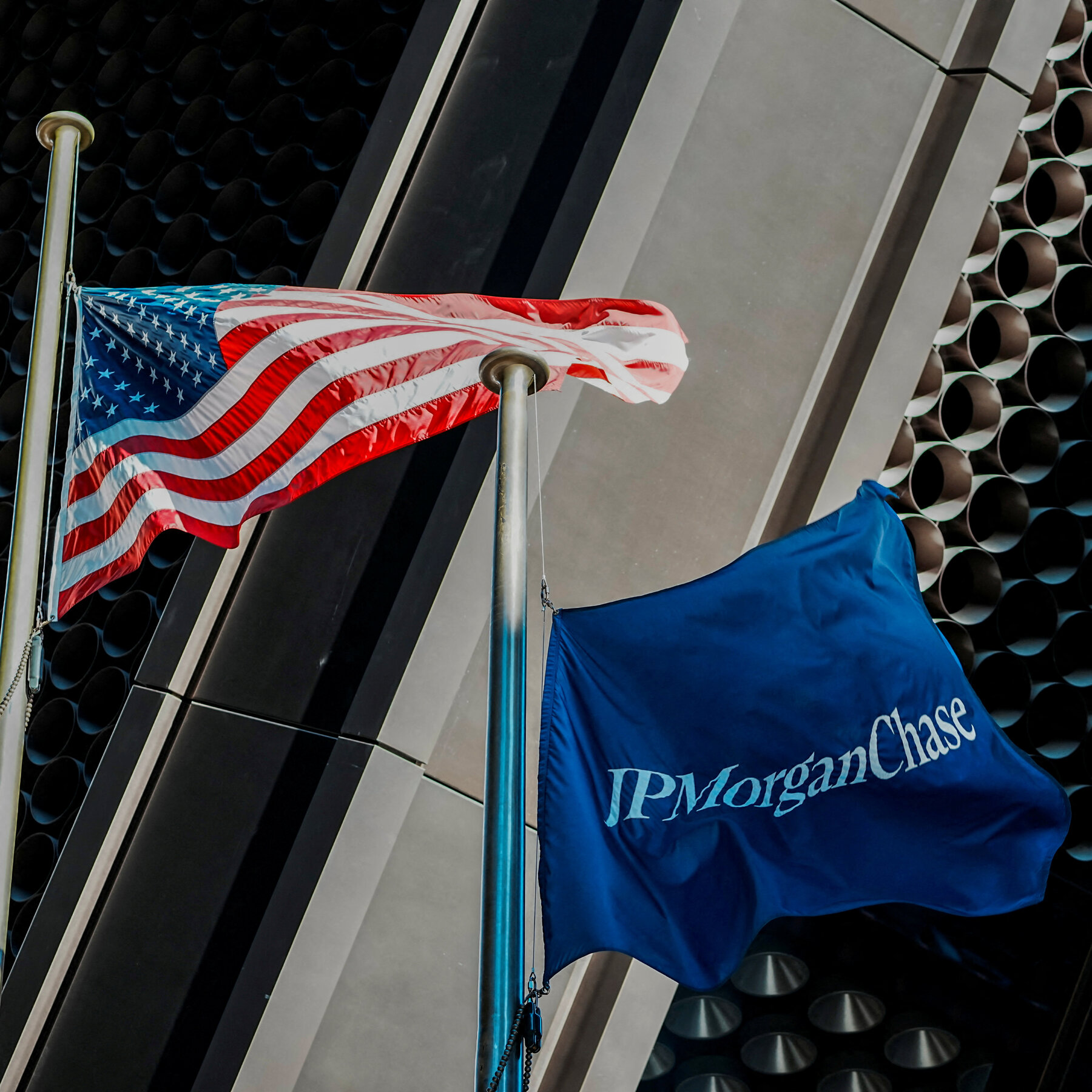 Banks Ready Battle Plans to Save Their Credit Card Businesses