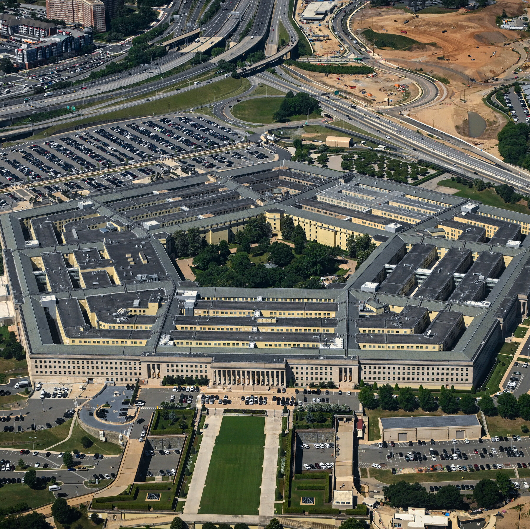 Senate Democrats Block Defense Bill Over War in Iran