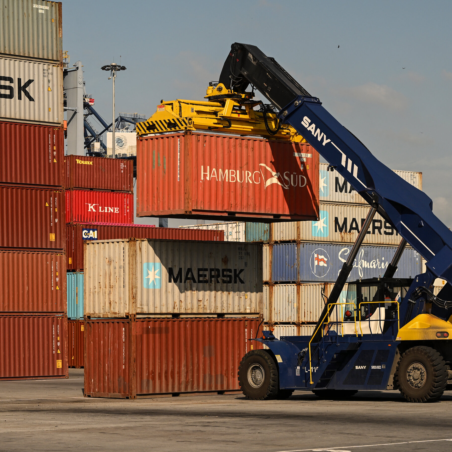 Middle East War Will Slow Global Economic Growth, I.M.F. Warns