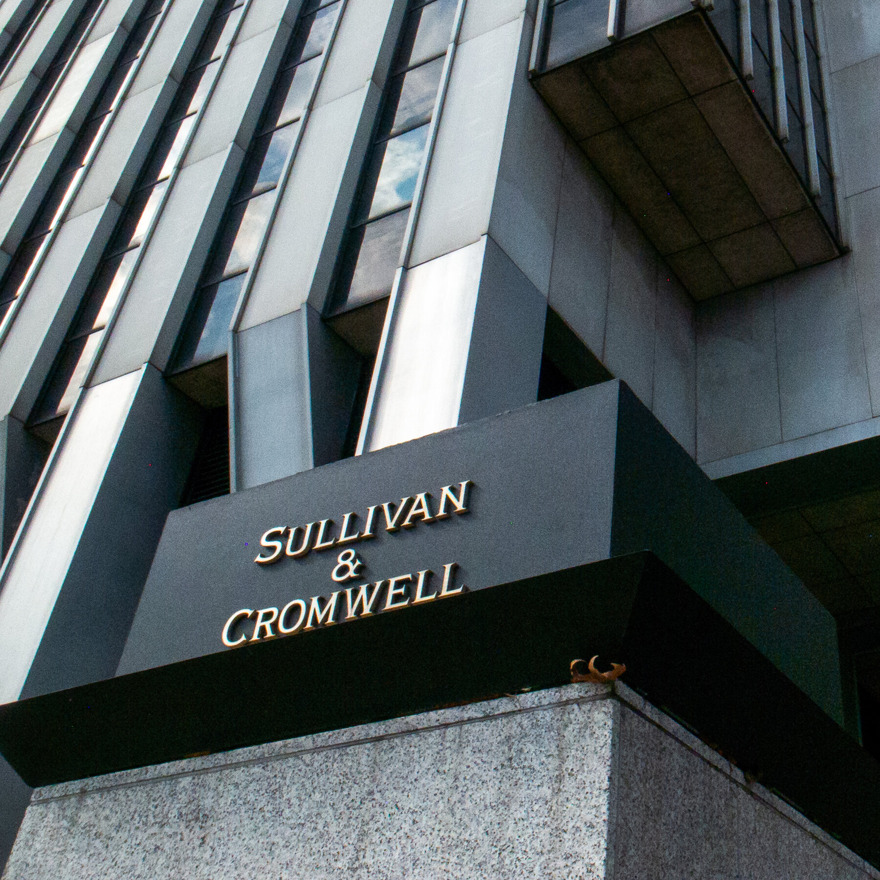 Trump Again Picks Personal Lawyer for a Top Job, as U.S. Attorney in Manhattan