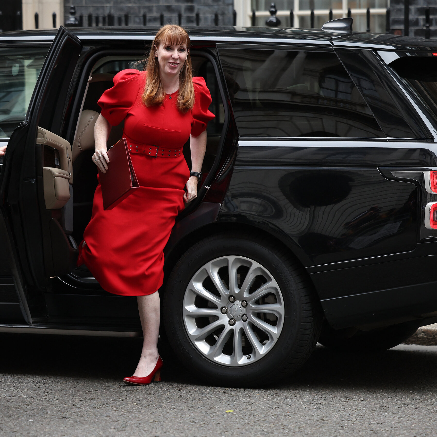 Angela Rayner, Former U.K. Deputy Prime Minister, Cleared of Wrongdoing Over Taxes