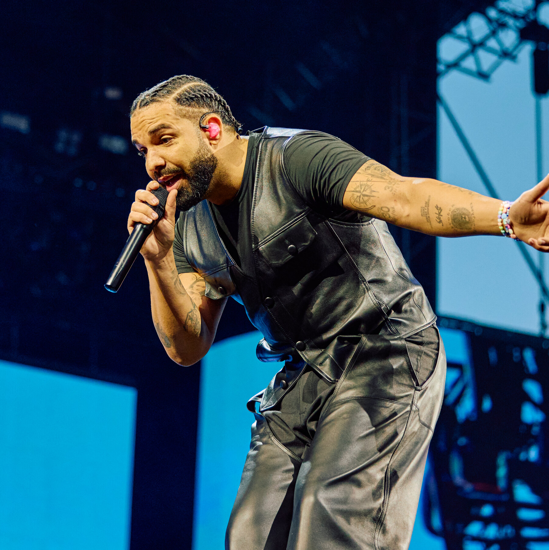 Drake Drops 3 Albums: ‘Iceman,’ ‘Habibti’ and ‘Maid of Honour’