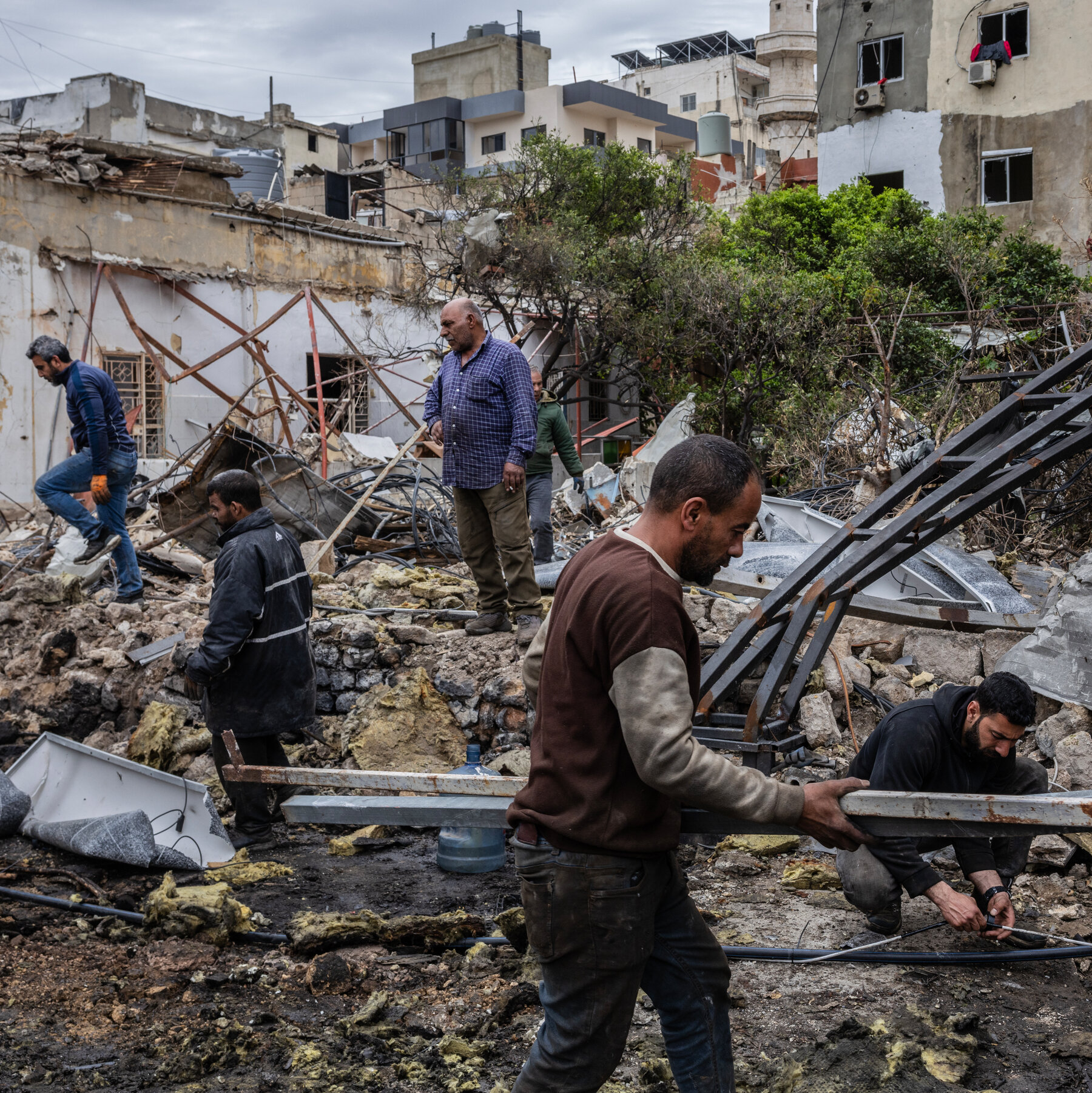 Israel Considering Cease-fire With Lebanon, Officials Say