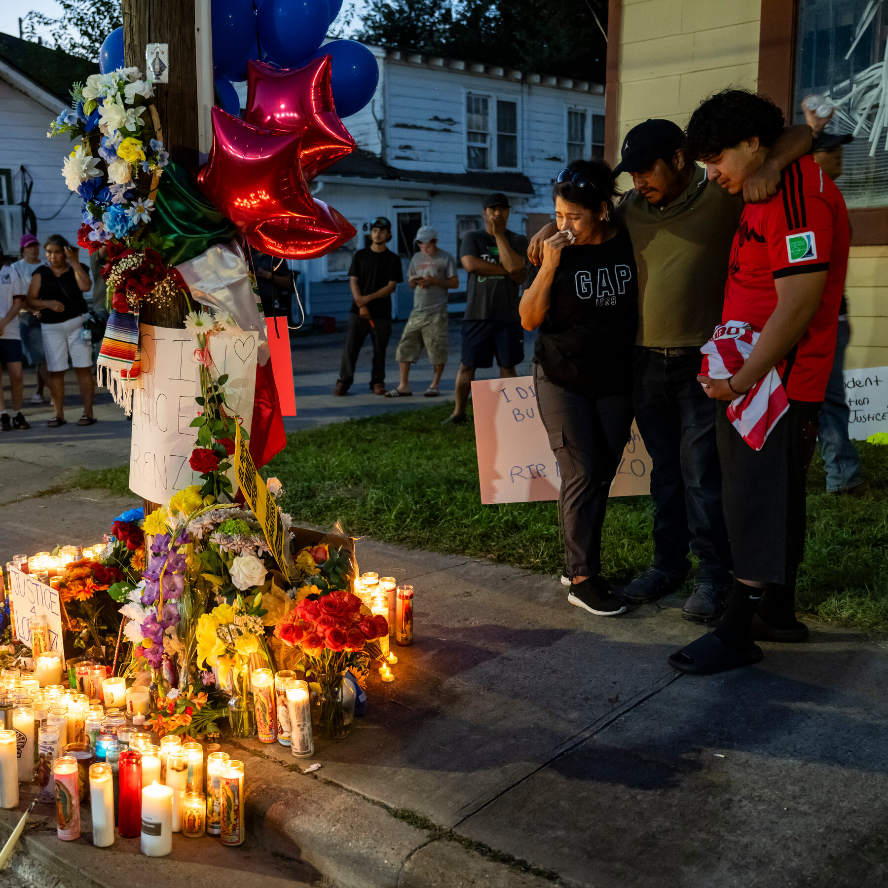 F.B.I. Searches Houston ICE Shooting Van for Drugs