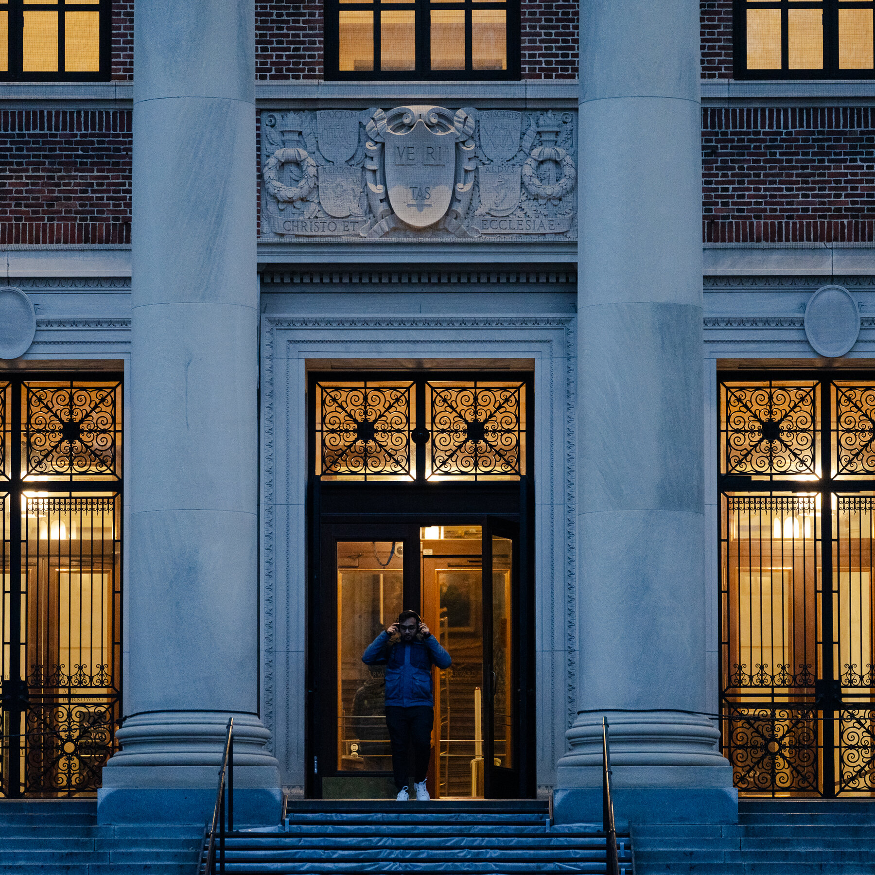 Trump Administration Will Freeze $2 Billion After Harvard Refuses Demands