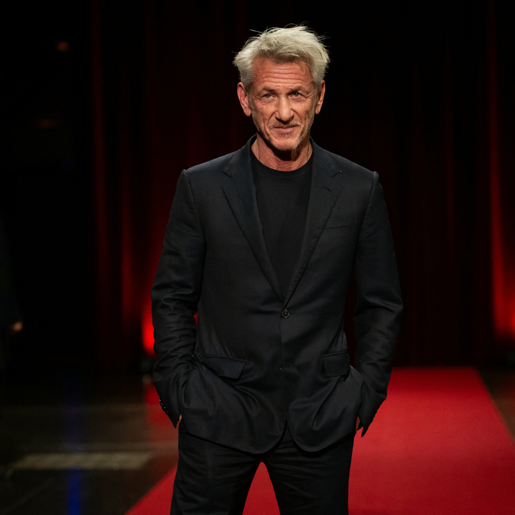 Sean Penn Wins Best Supporting Actor but Opts for Ukraine, Not the Oscars