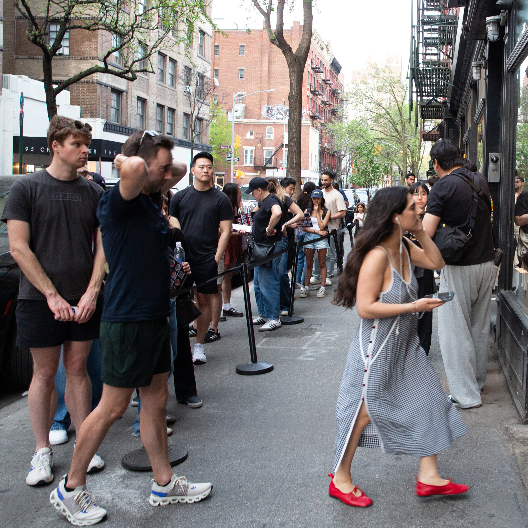 Can Webcams Help Solve New York’s Restaurant Line Problem?