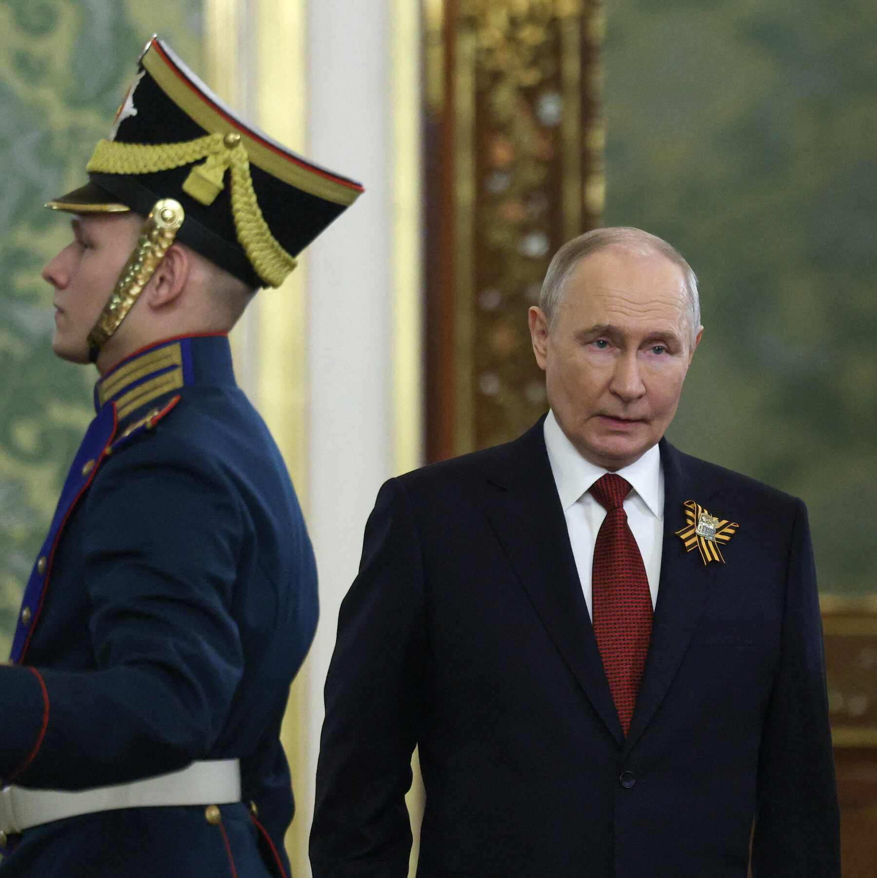 China Will Host Putin, Days After Trump’s Visit