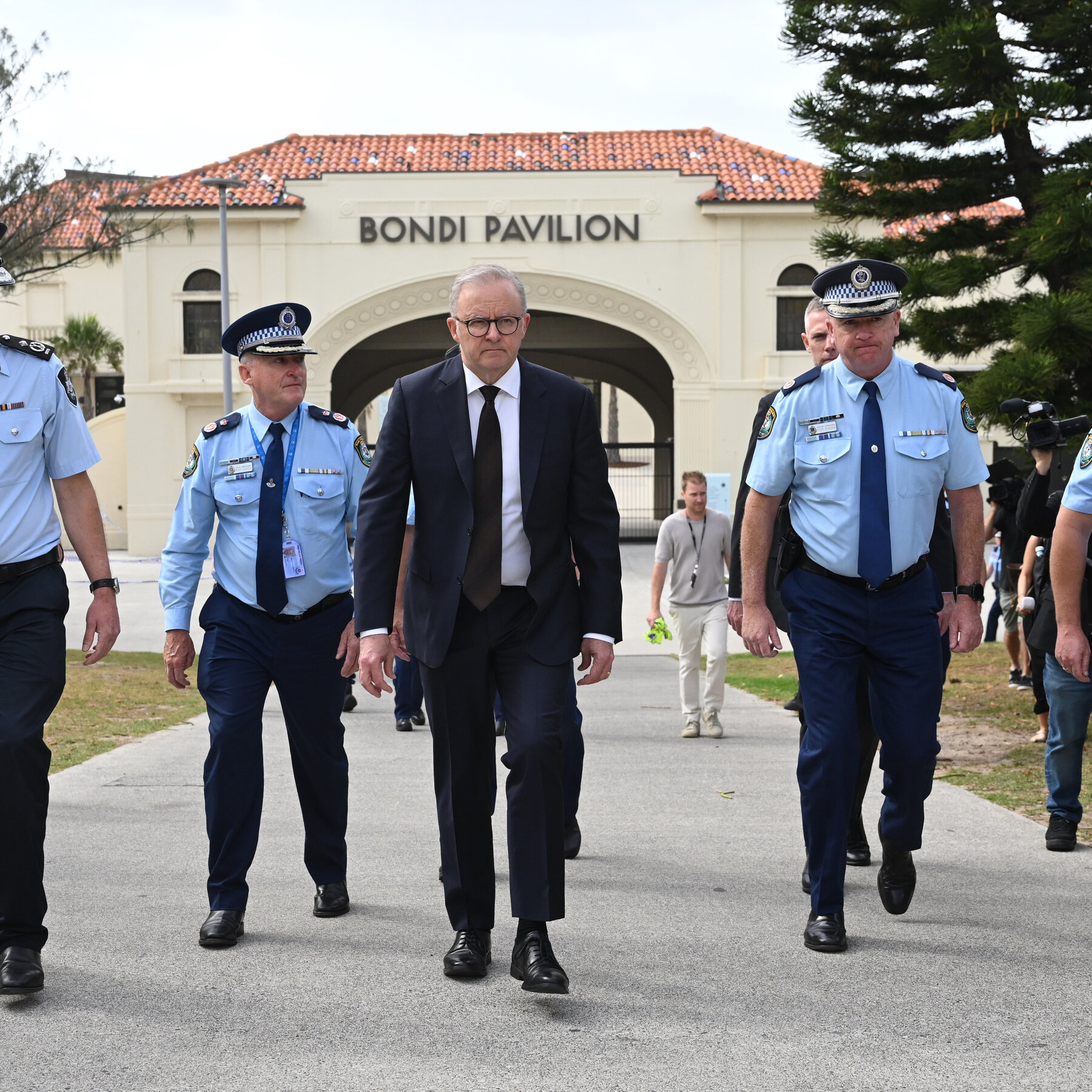 Bondi Beach Gunmen Were Motivated by ISIS, Australia Prime Minister Says