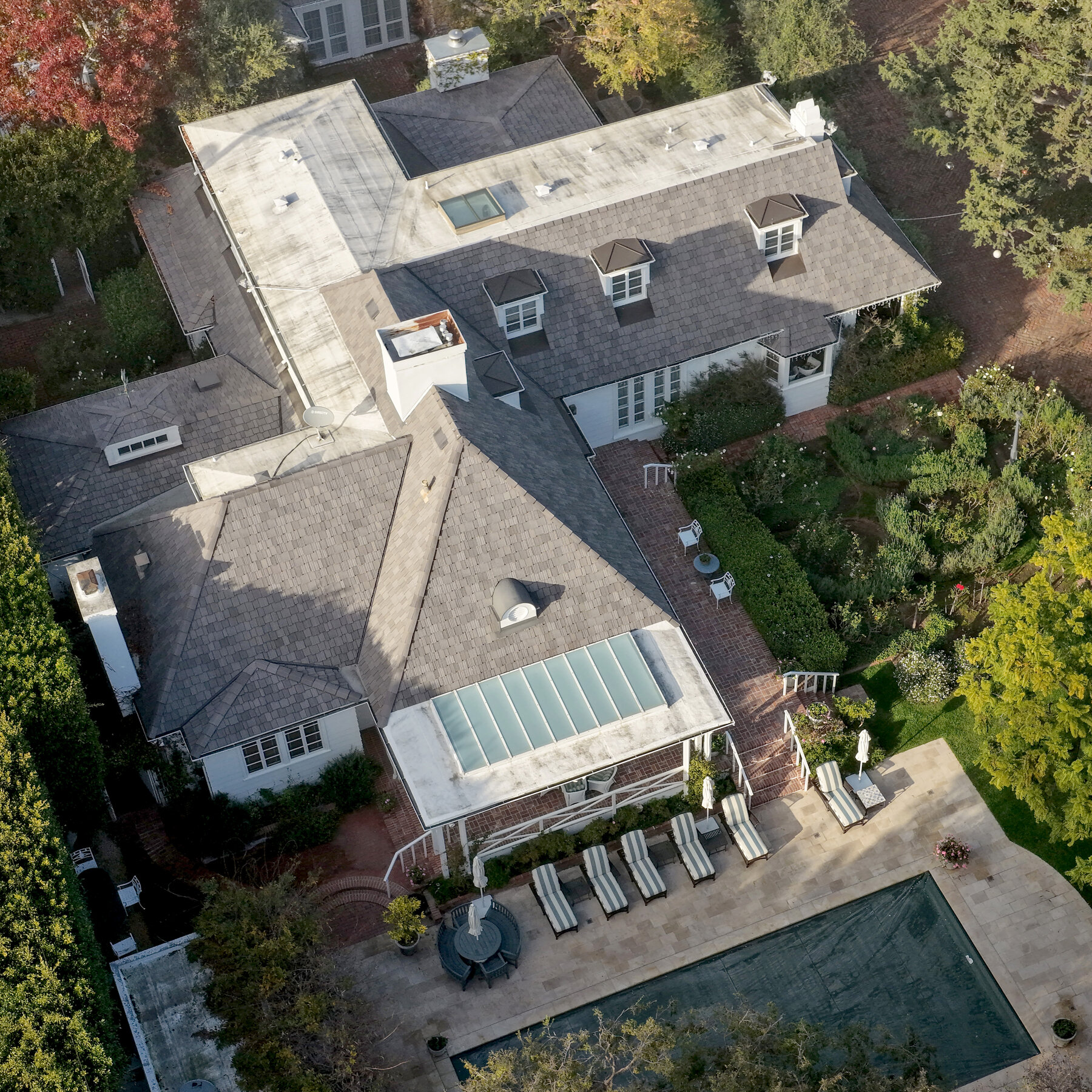 Bodies of Rob and Michele Reiner Were Found in Master Bedroom, Police Say