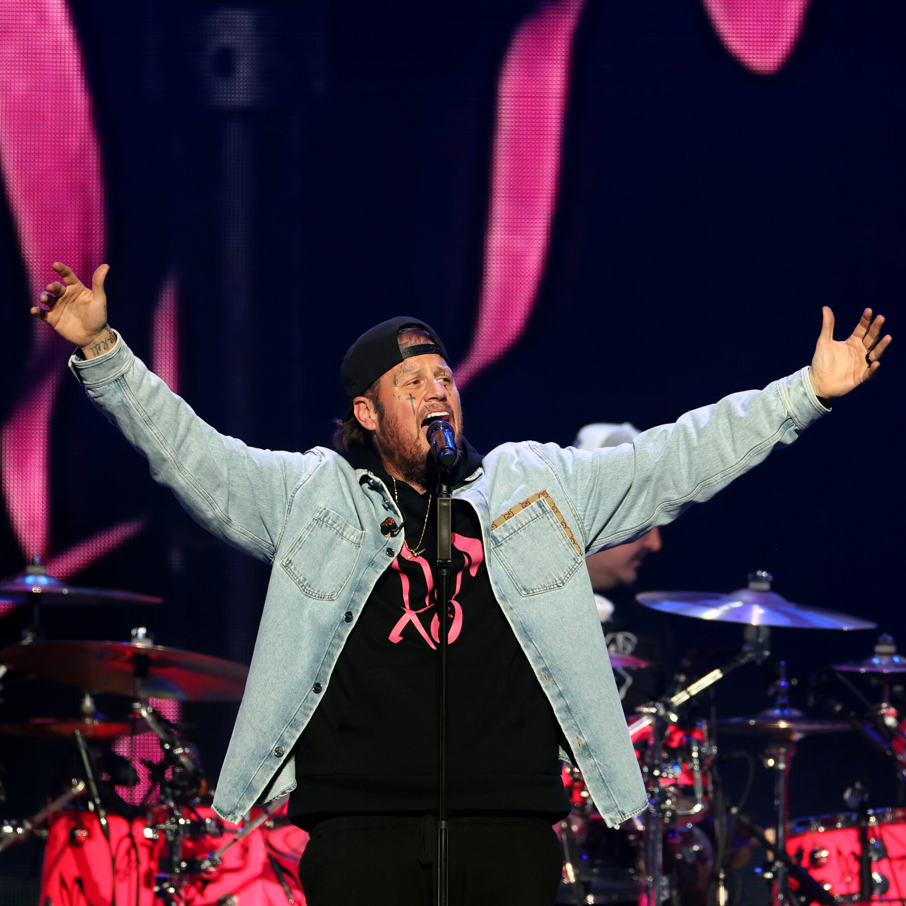 Jelly Roll Is Pardoned for Previous Robbery and Drug Convictions