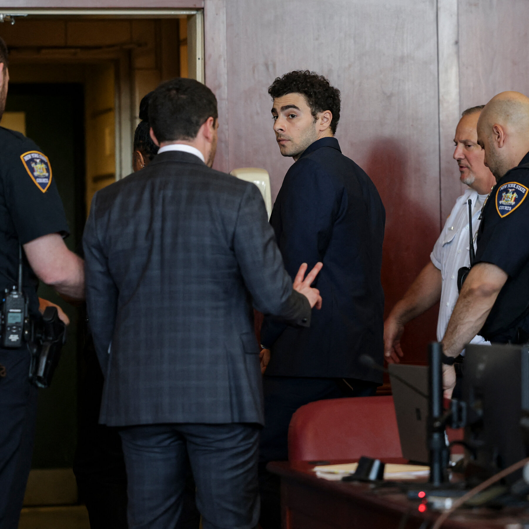 New York to Review Press Credentialing After Mangione Backers’ Comments