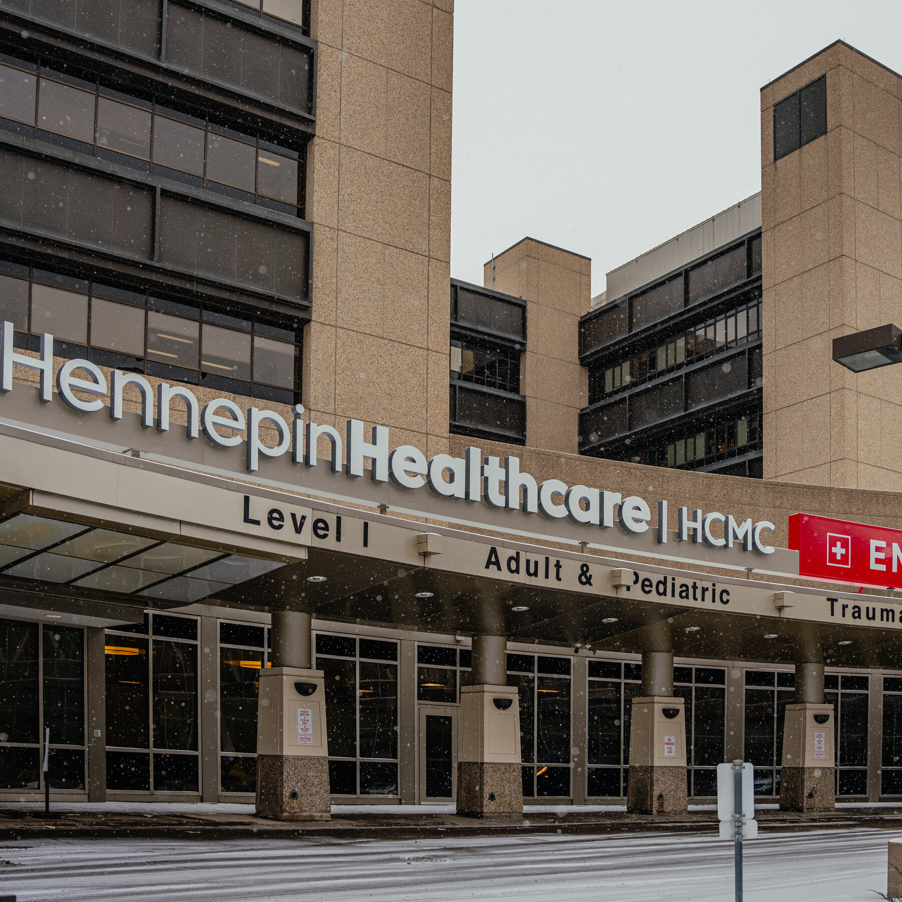 Inside Minnesota Hospitals, ICE Agents Unnerve Staff