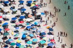 Sardinian beach bans umbrellas for 10 to 65-year-olds