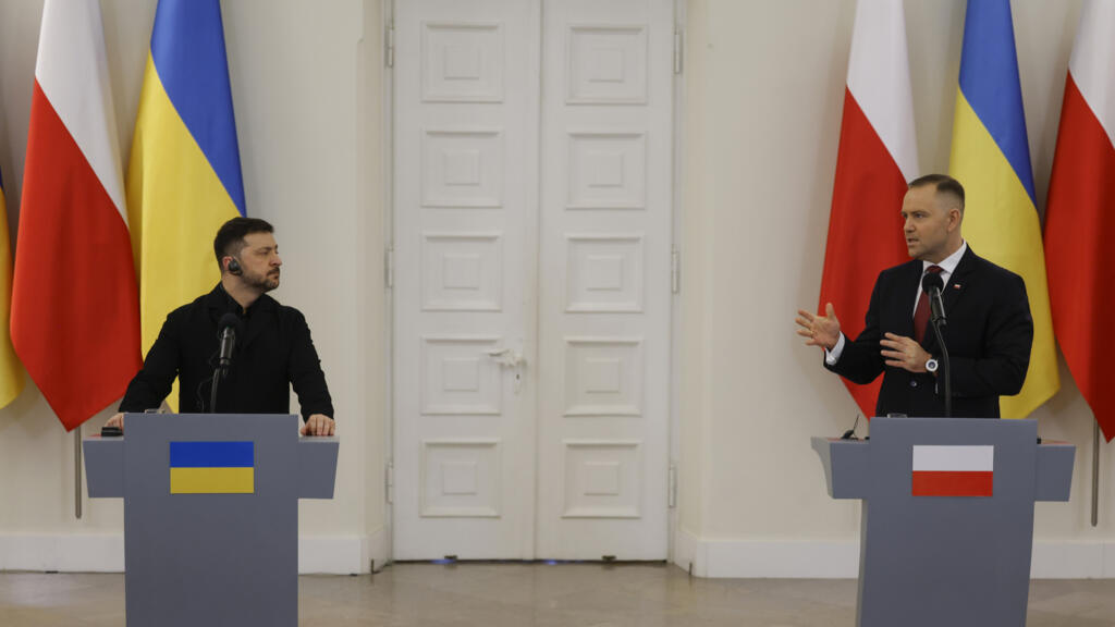 Zelensky returns Polish award as WWII row strains alliance