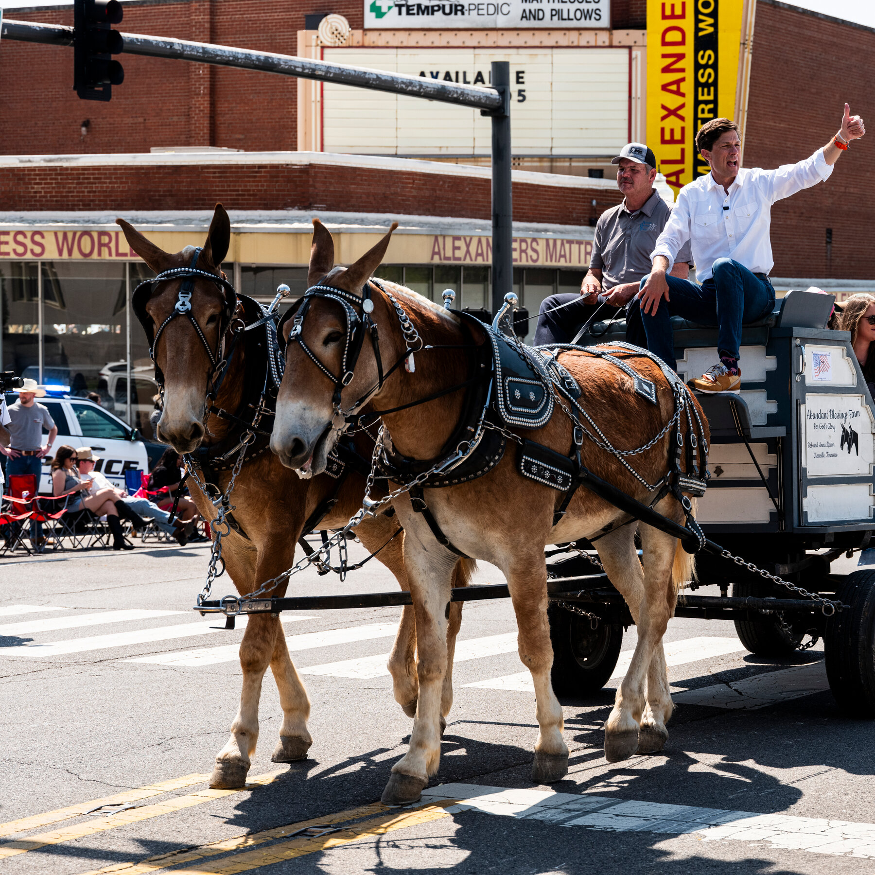 Democrats Eye a Broader Battlefield to Capture Congress in November