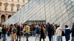 Louvre reopens three days after French crown jewels stolen