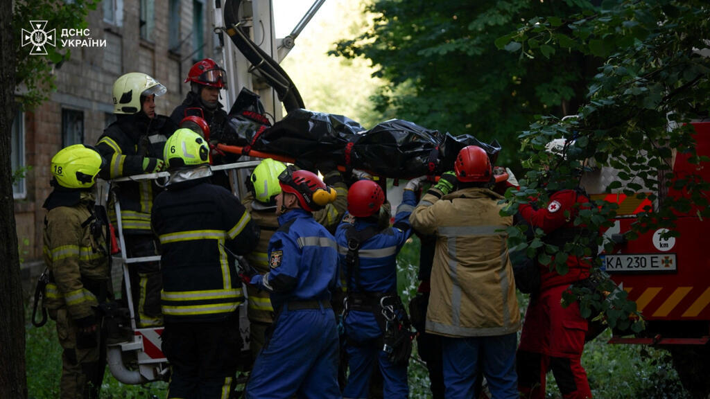 #Ukraine: Destruction in #Kyiv after Russian strikes