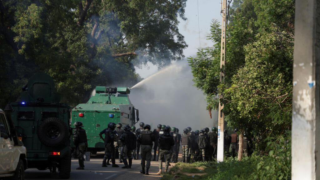 Four killed as Cameroon security forces clash with opposition protesters