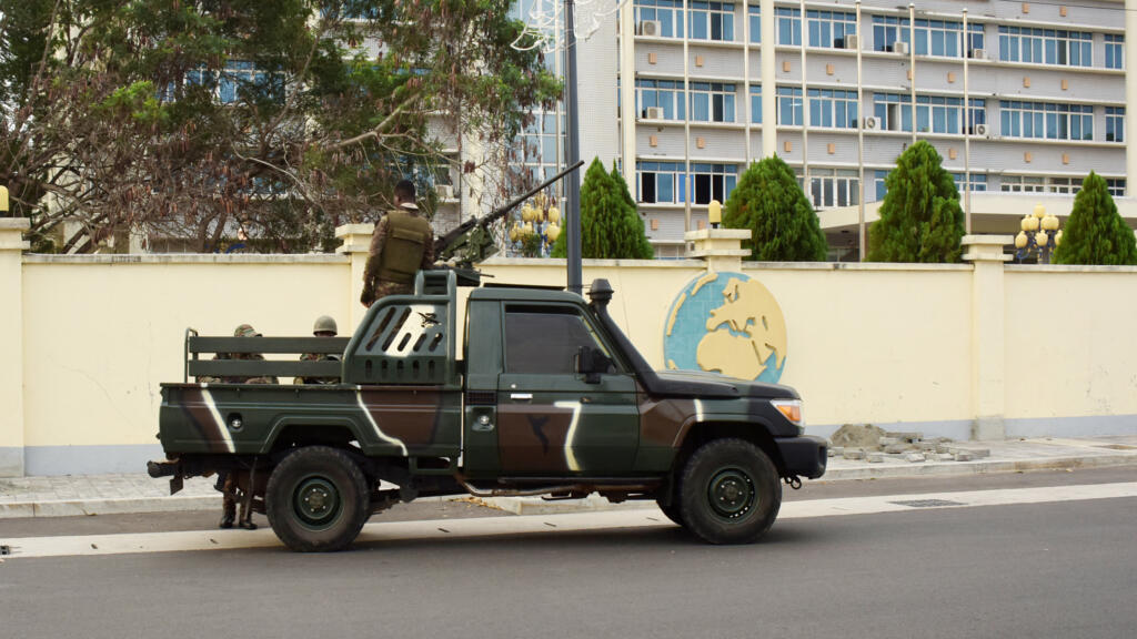 Benin military hunts fugitive soldiers a day after foiled coup attempt