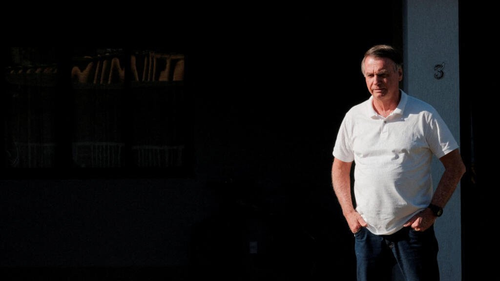 Brazil's Supreme Court allows Bolsonaro to leave prison for surgery on Christmas