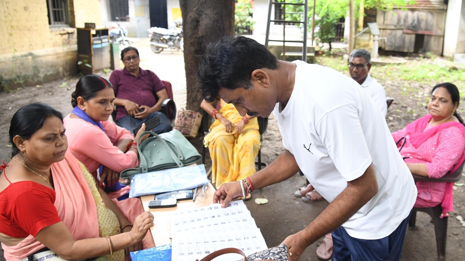 Nationwide SIR to begin next week; poll-bound Tamil Nadu, Bengal in first phase