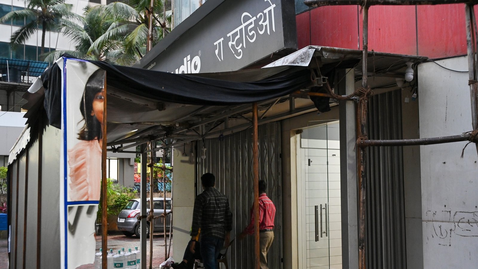 Mumbai hostage case: Cops contacted ex-minister during negotiations with accused Rohit Arya