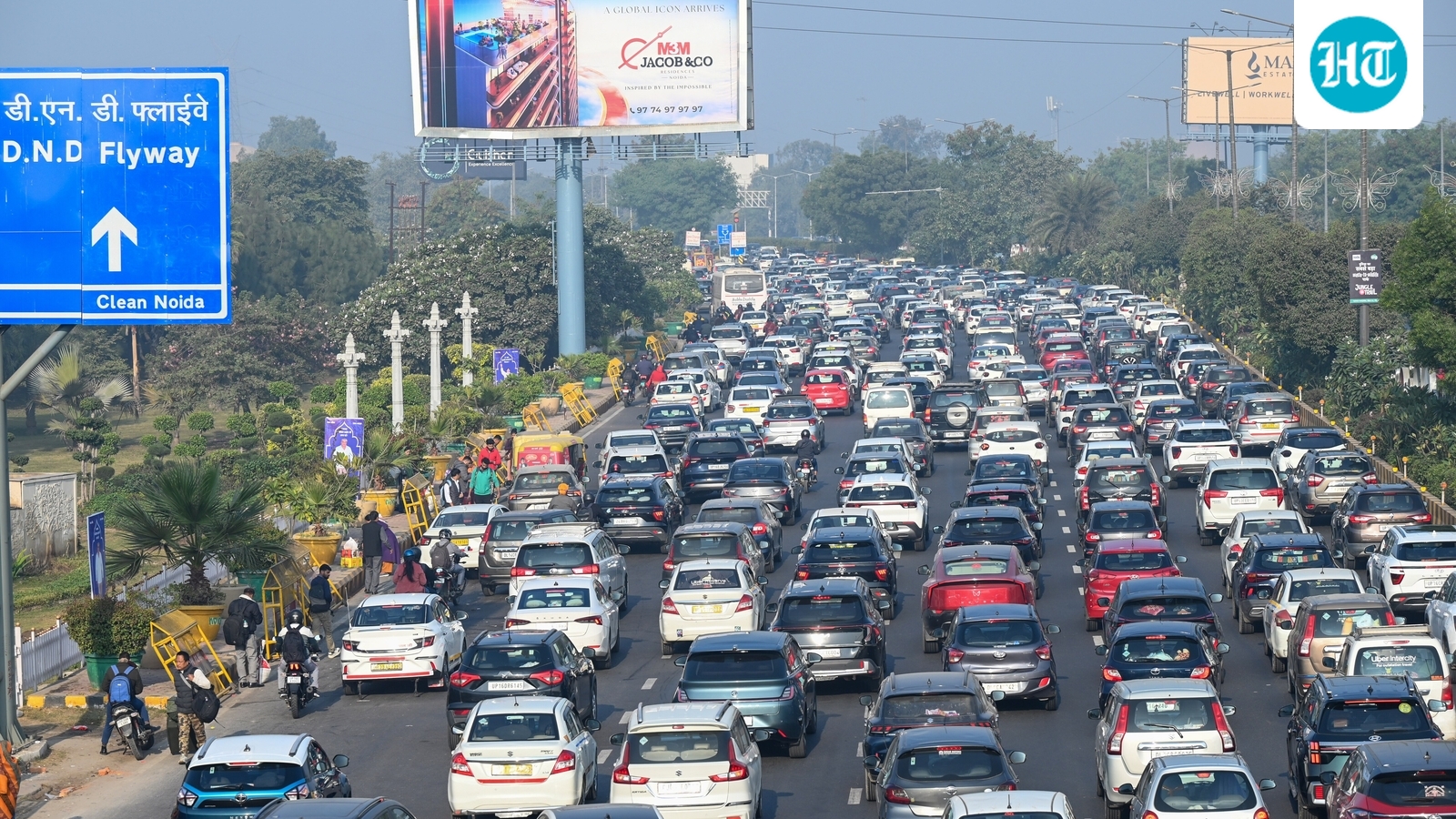 Delhi traffic advisory issued for New Year's Eve; Connaught Place, India Gate to see restrictions: Details