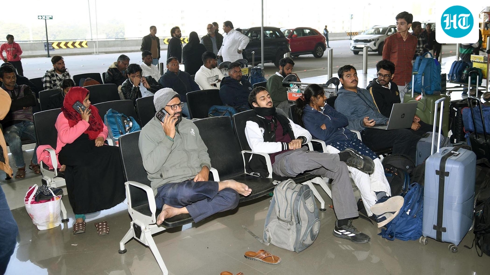 IndiGo COO, aviation officials appear before Par panel; replies 'evasive, unconvincing'