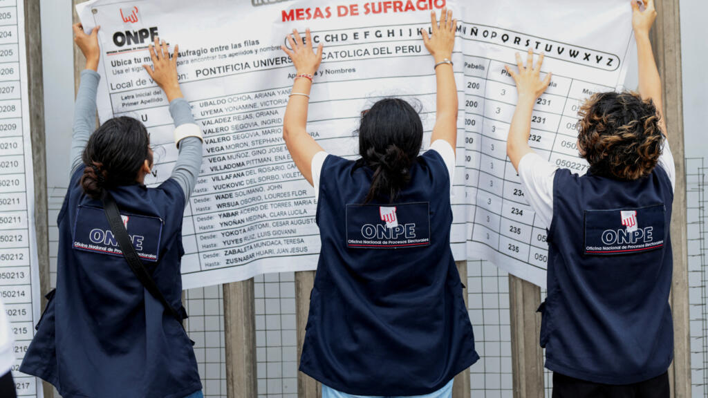 Peru set for presidential vote between conservative Fujimori and leftist Sanchez