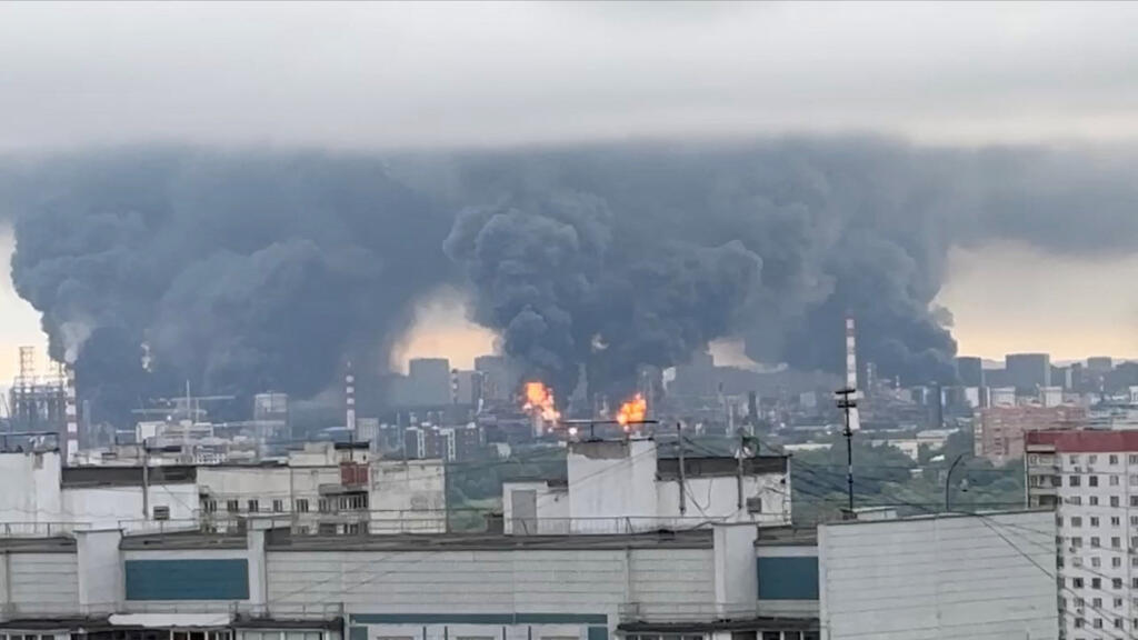 Ukraine hits Moscow with 'large-scale' attack, oil refinery strike 'justified', Zelensky says