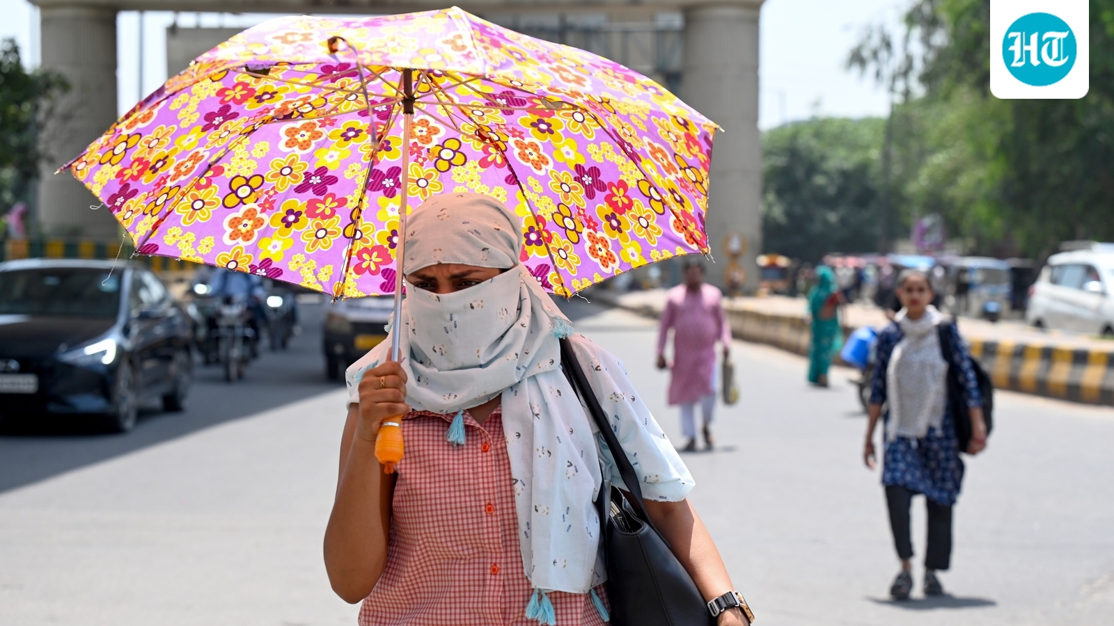 Orange alert for heatwave in Delhi, sweltering hot weather conditions to continue for 3 days