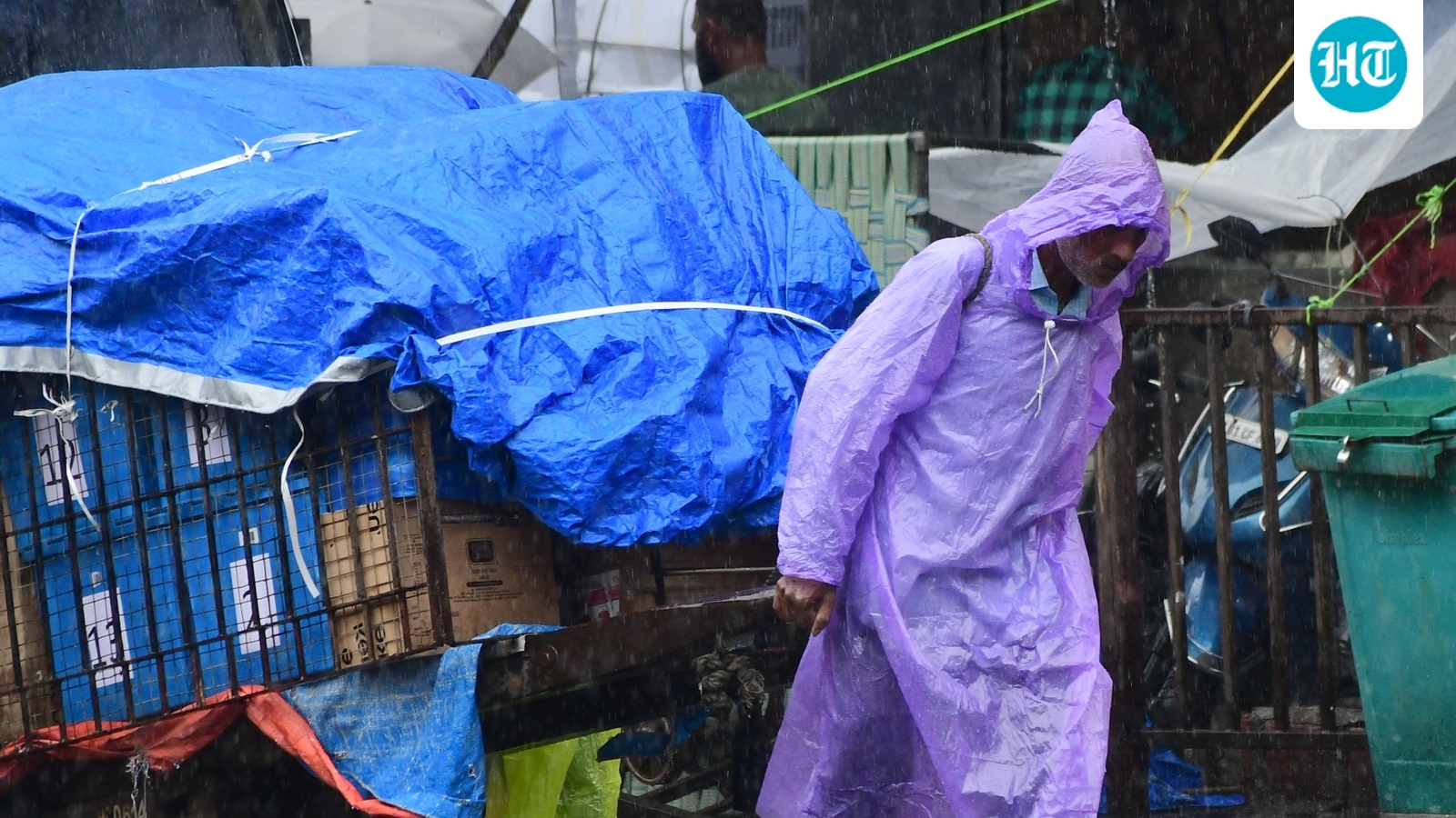 Akasa Air, SpiceJet issue advisories amid bad weather in Mumbai, Dharamshala