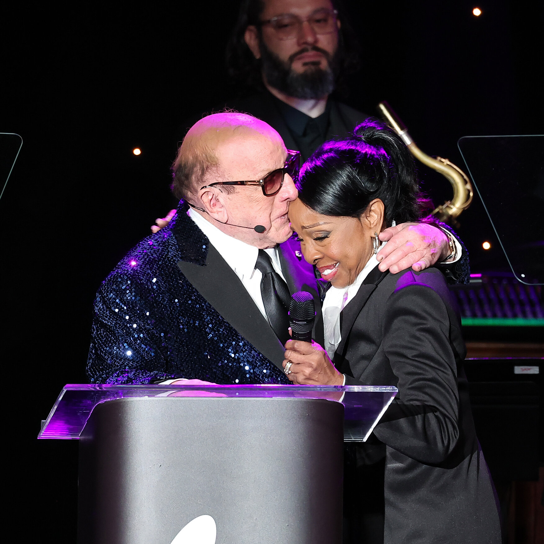 Barry Manilow, Bruce Springsteen and Others Mourn Clive Davis