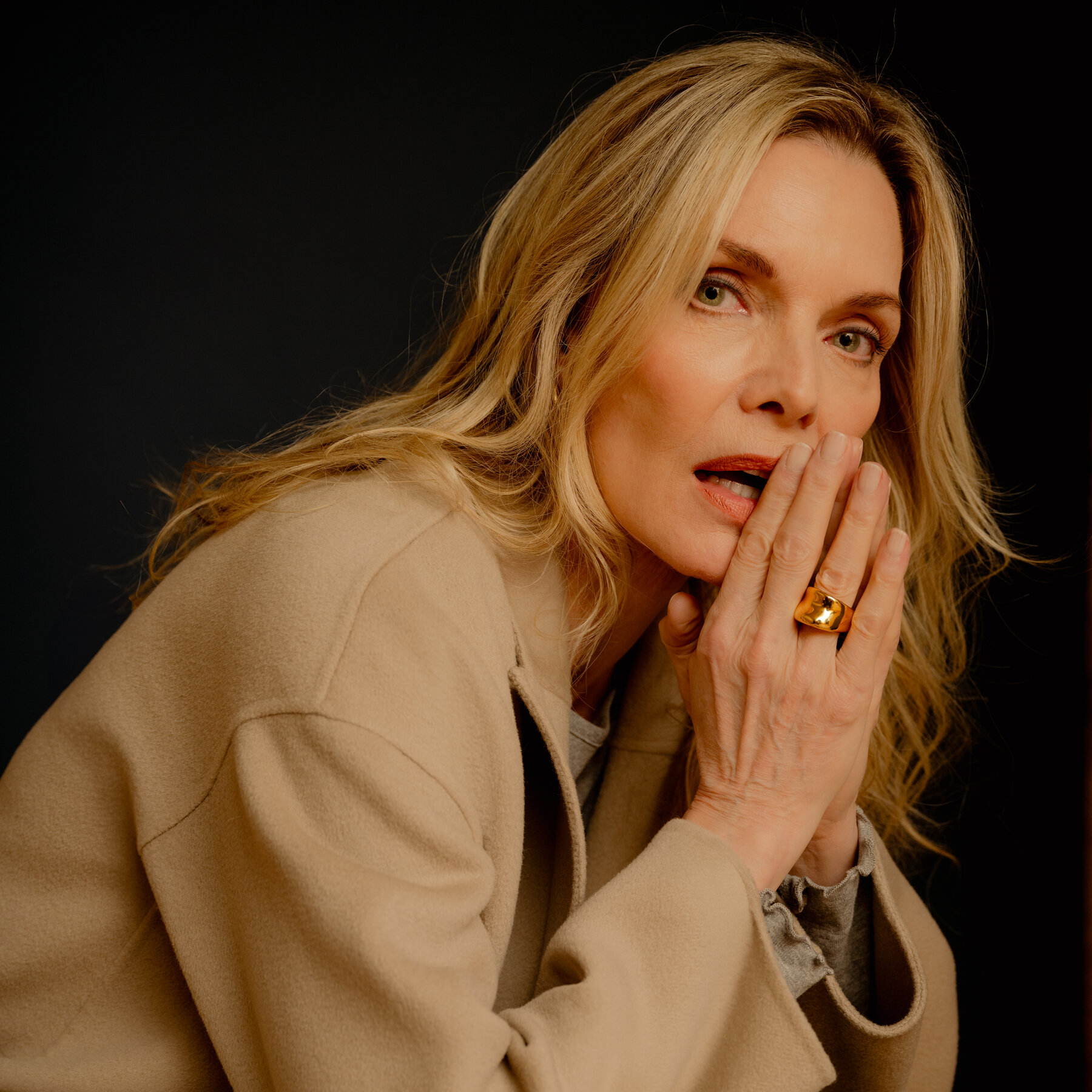 Michelle Pfeiffer Makes It Look Easy. It Isn’t.