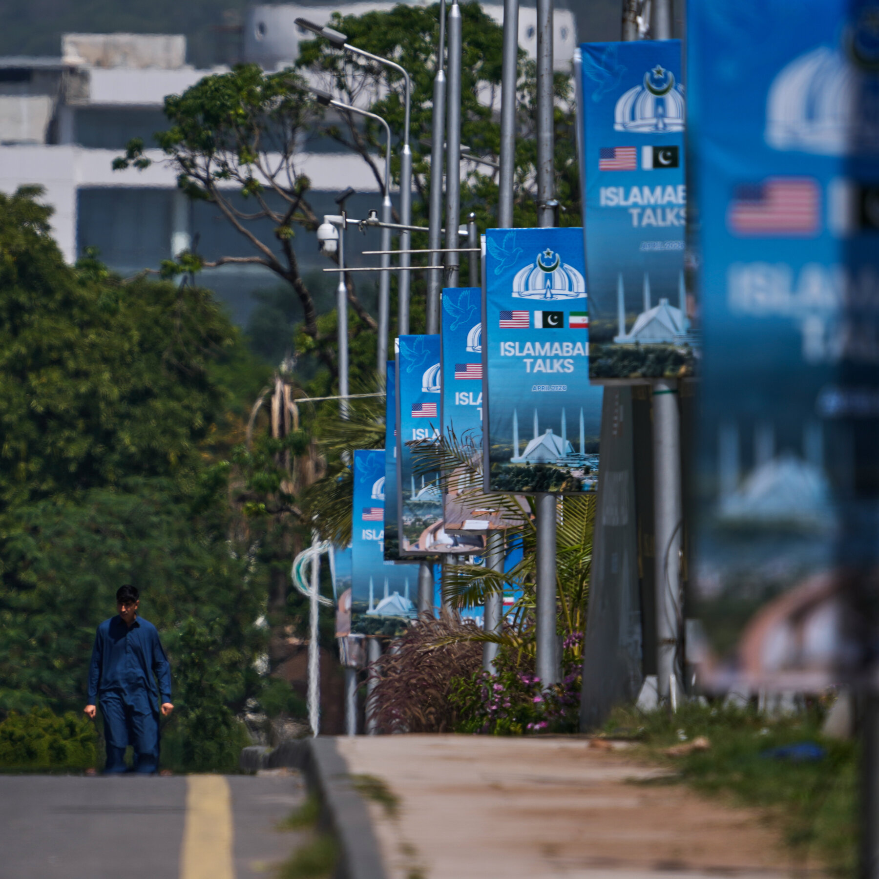 Pakistani Officials Remain Hopeful About U.S.-Iran Talks