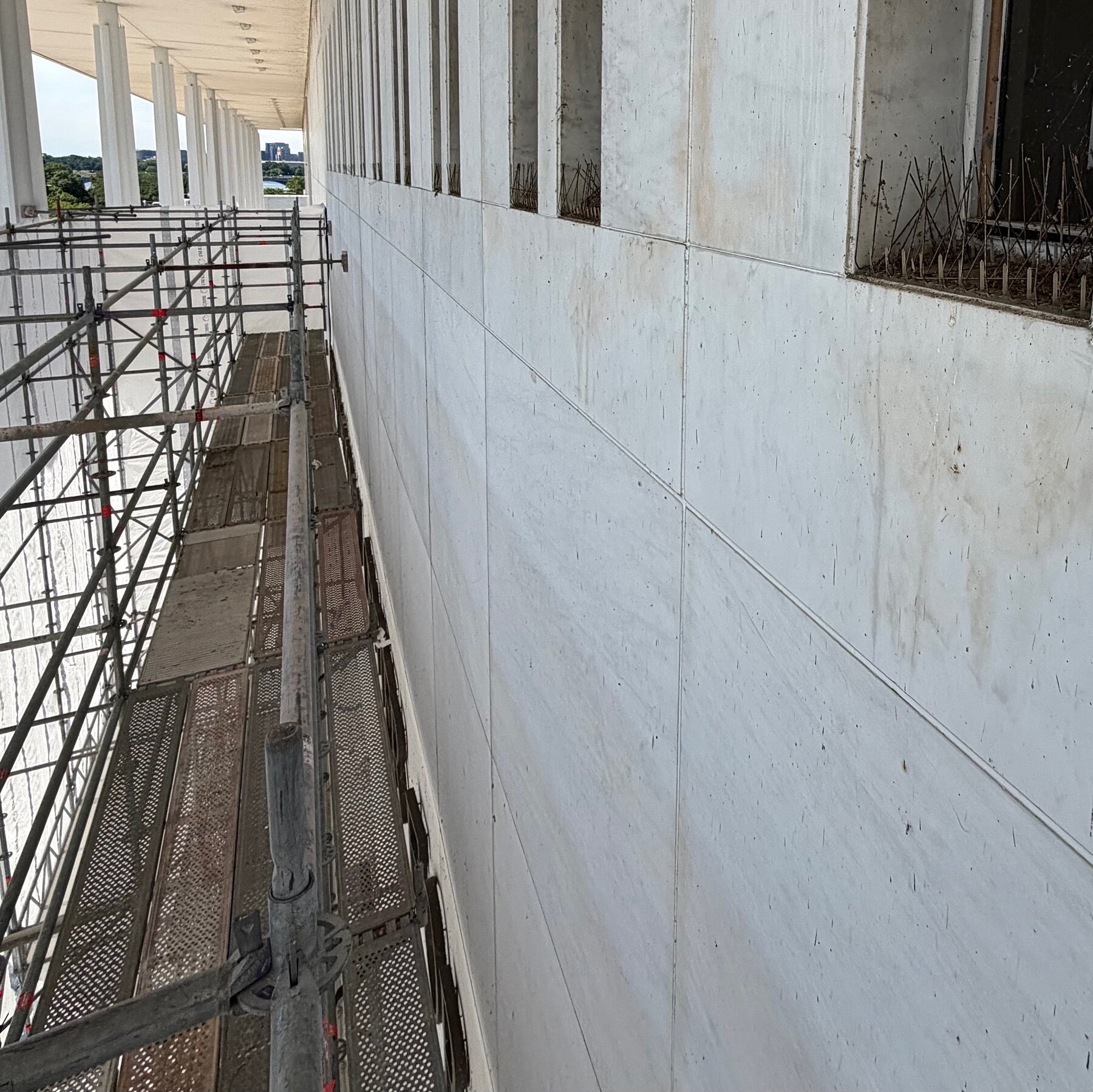 Photos Behind Kennedy Center Tarps Show No Sign of Trump’s Name
